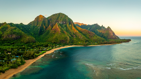 AAA-Vacation-Hawaii-section